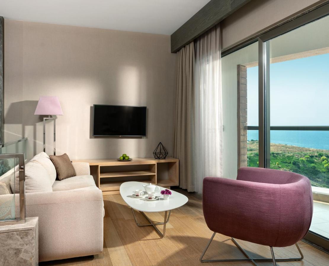 Szálloda Elexus & & Casino 5*